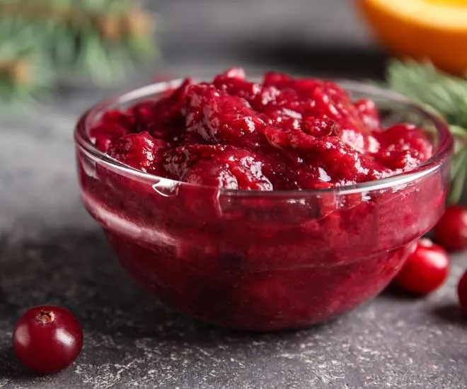 WH-Story-Hero-Cranberry-Relishjpg https://wintershillwine.com/story/sharing-the-kitchen-during-the-holidays/